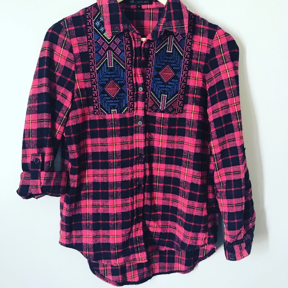 Hot & Delicious // M // fuschia/black // flannel